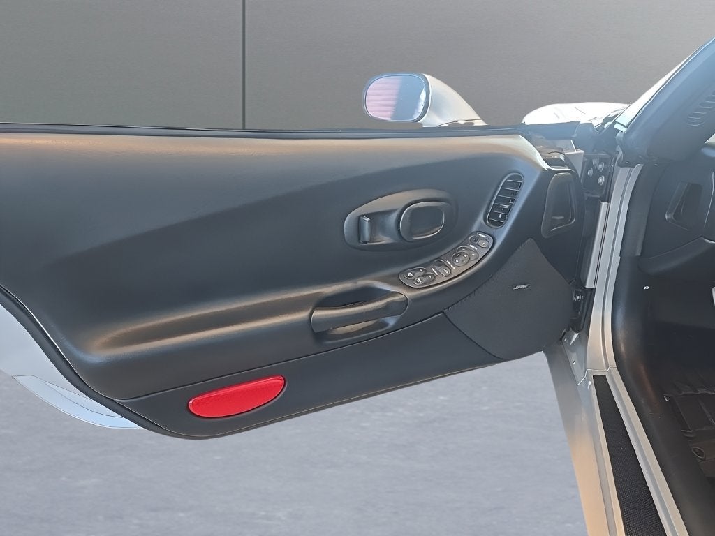 2003 Chevrolet Corvette Base