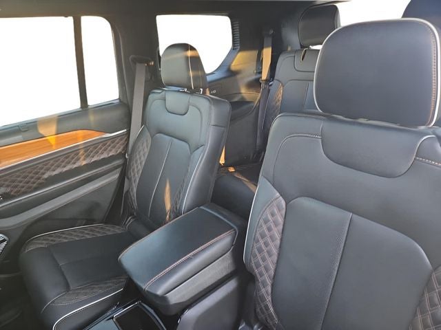 2022 Jeep Grand Cherokee L Summit