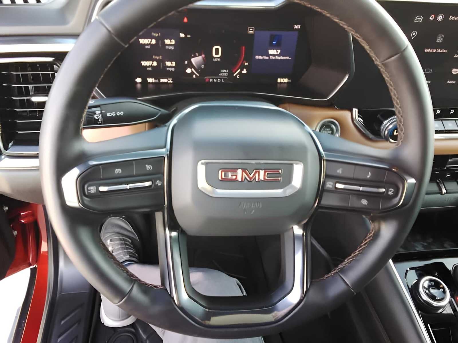 2024 GMC Canyon 4WD AT4