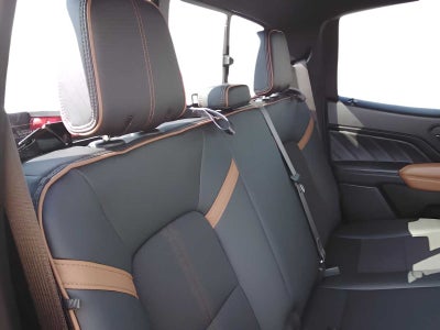 2024 GMC Canyon 4WD AT4