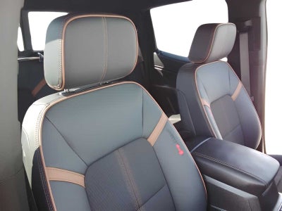 2024 GMC Canyon 4WD AT4