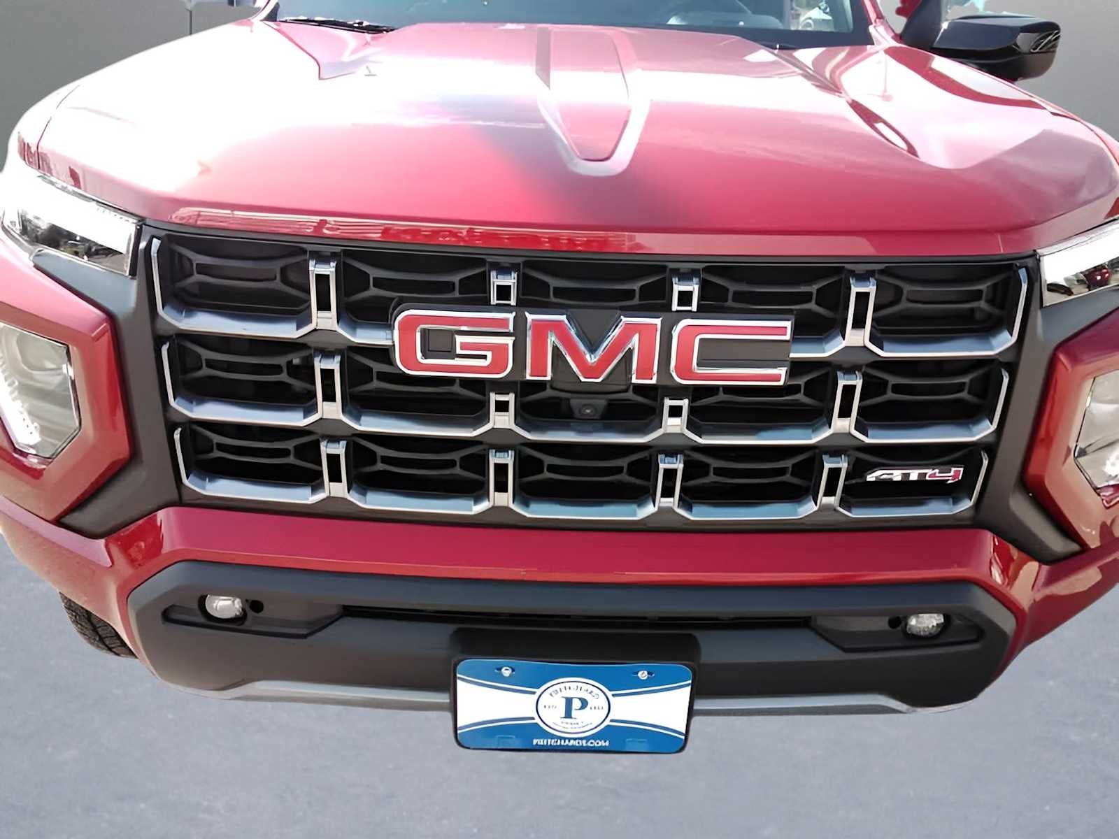 2024 GMC Canyon 4WD AT4