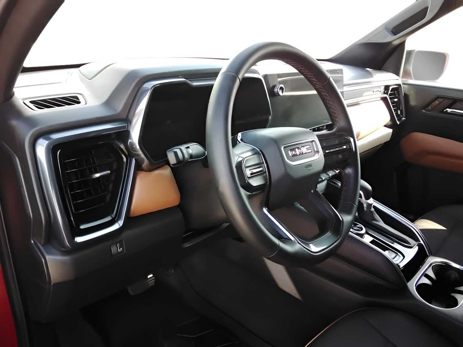 2024 GMC Canyon 4WD AT4