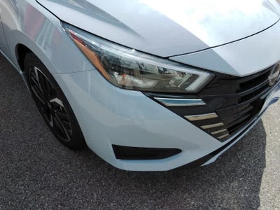 2025 Nissan Versa SR