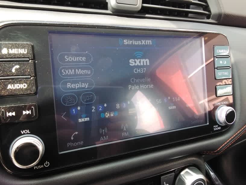 2025 Nissan Versa SR