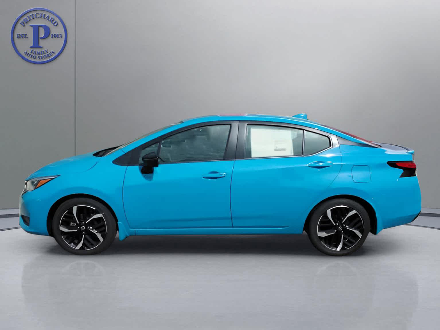 2025 Nissan Versa SR