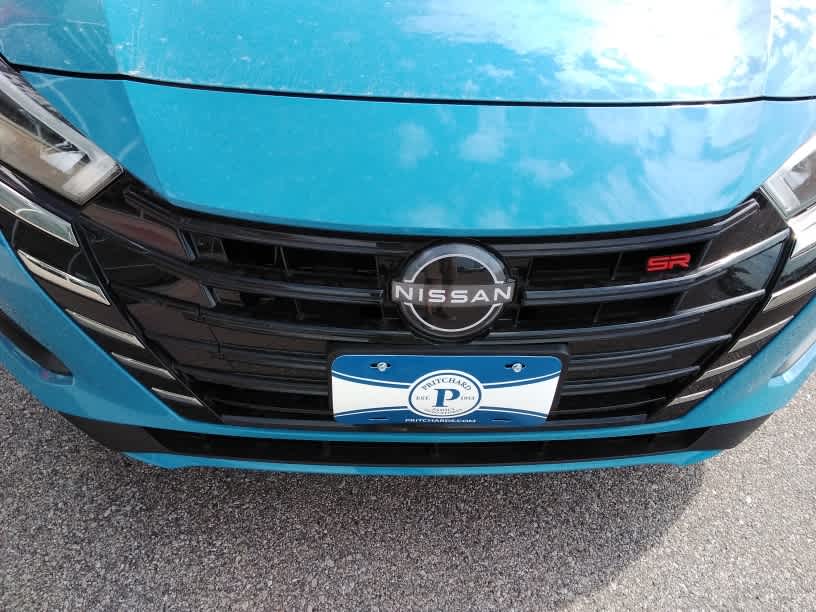 2025 Nissan Versa SR