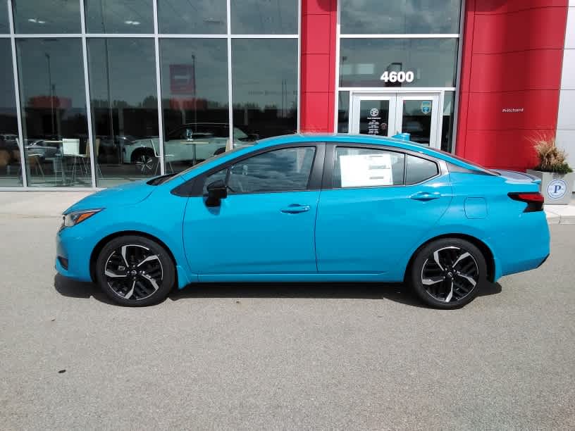2025 Nissan Versa SR