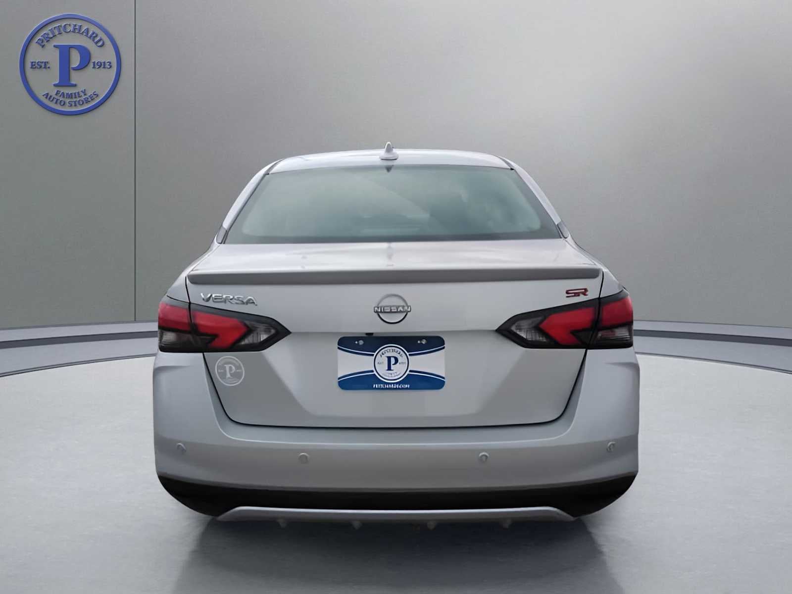 2025 Nissan Versa SR