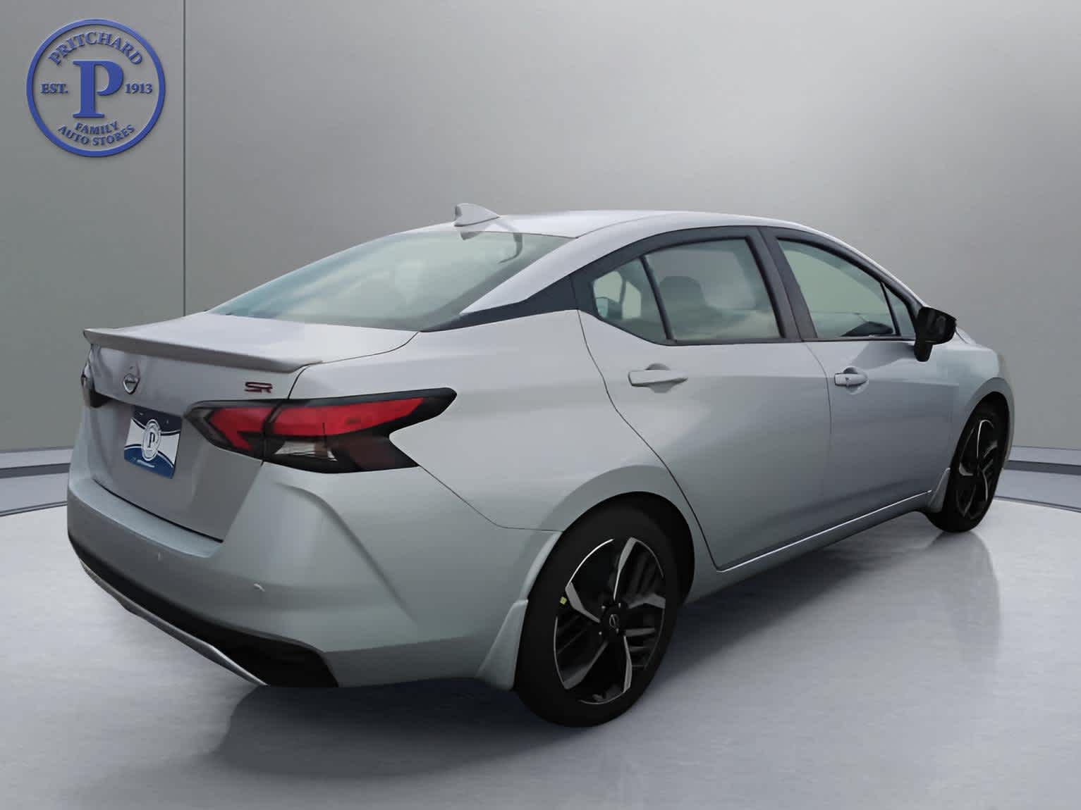 2025 Nissan Versa SR