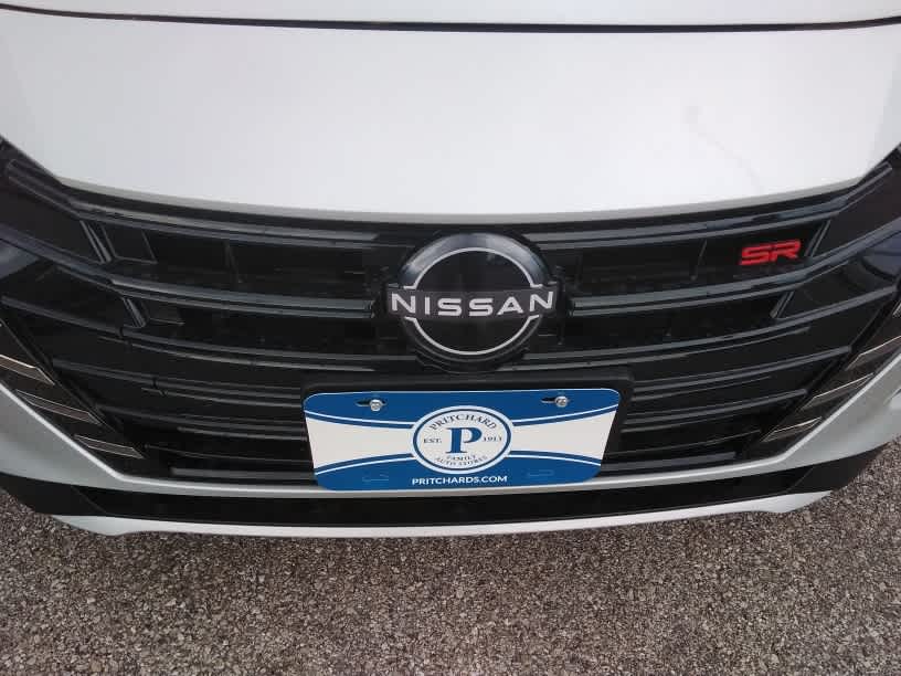 2025 Nissan Versa SR