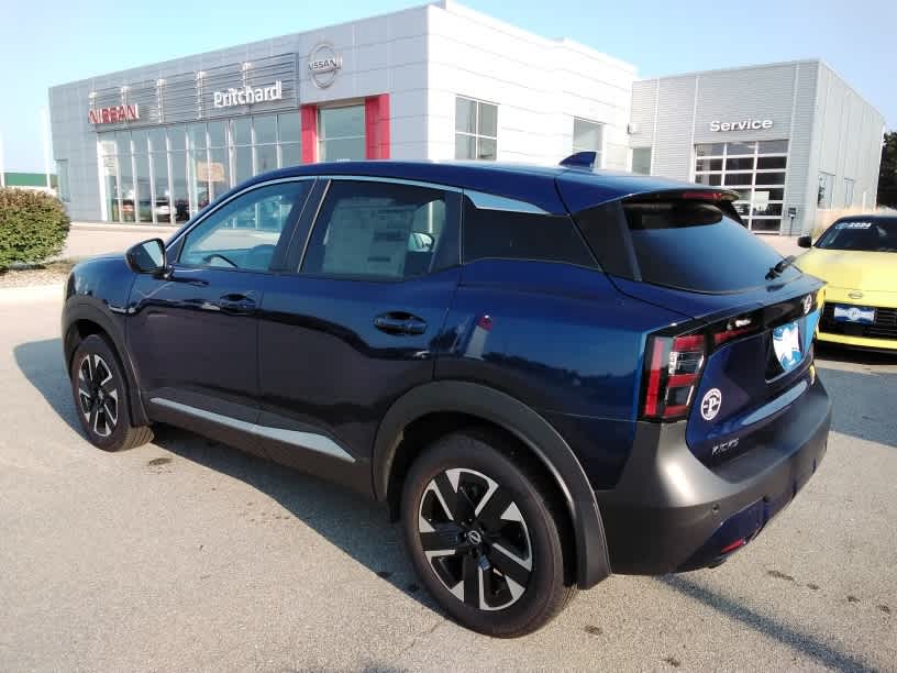 2025 Nissan Kicks SV