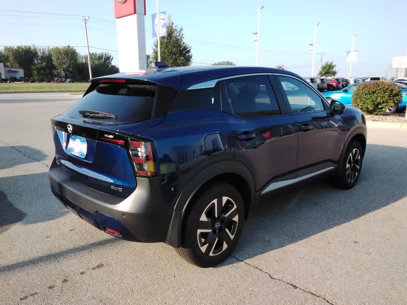 2025 Nissan Kicks SV