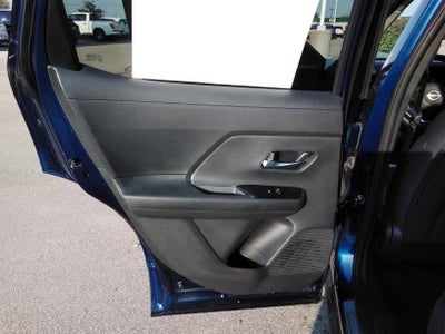 2025 Nissan Kicks SV