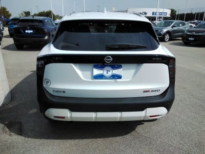 2025 Nissan Kicks SR