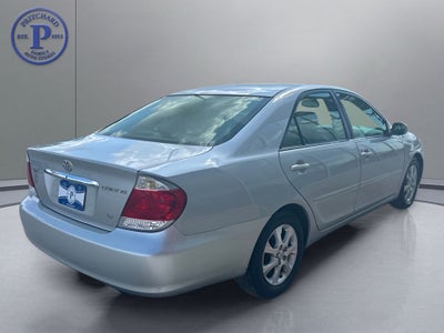 2005 Toyota Camry XLE