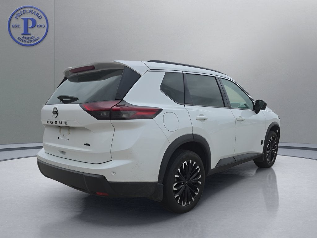 2026 Nissan Rogue Dark Armor