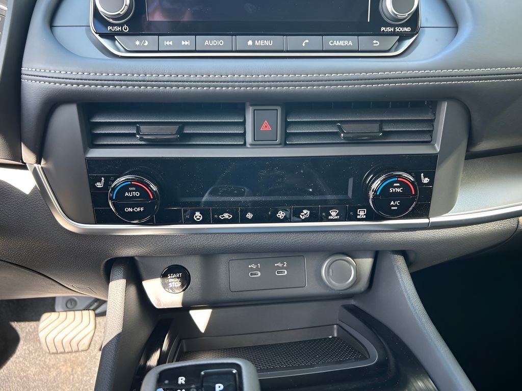 2026 Nissan Rogue Dark Armor™