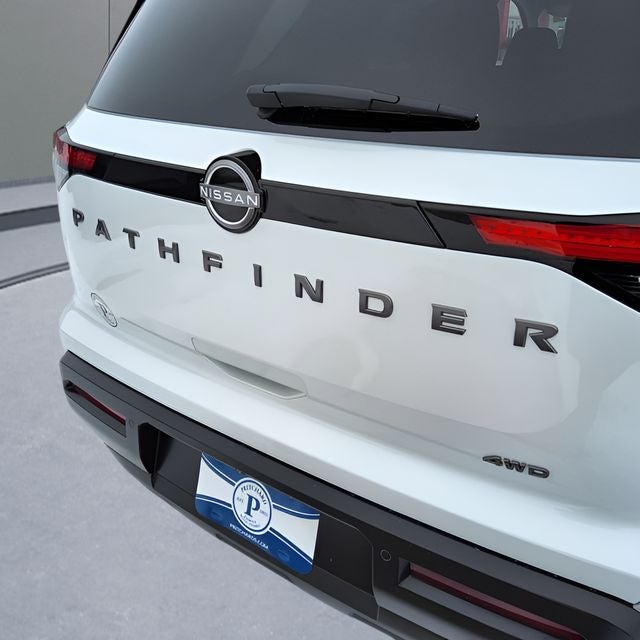 2026 Nissan Pathfinder SV