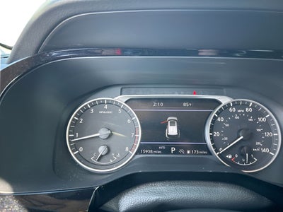 2025 Nissan Pathfinder SL