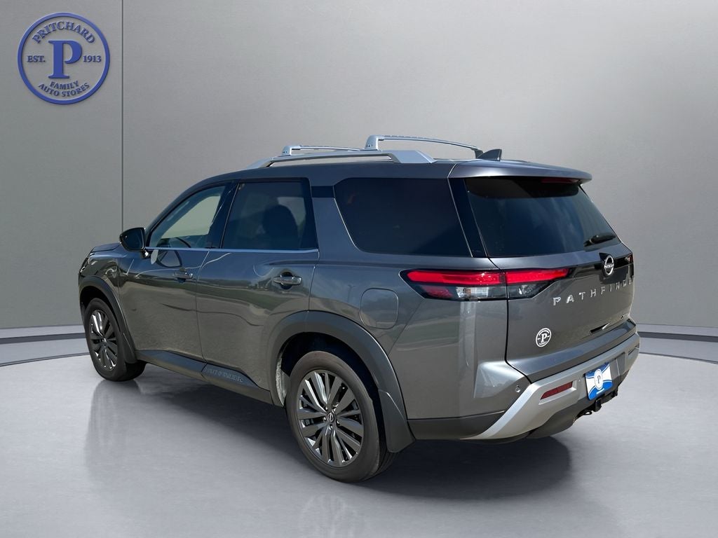 2025 Nissan Pathfinder SL