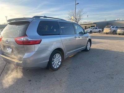 2015 Toyota Sienna XLE 7 Passenger