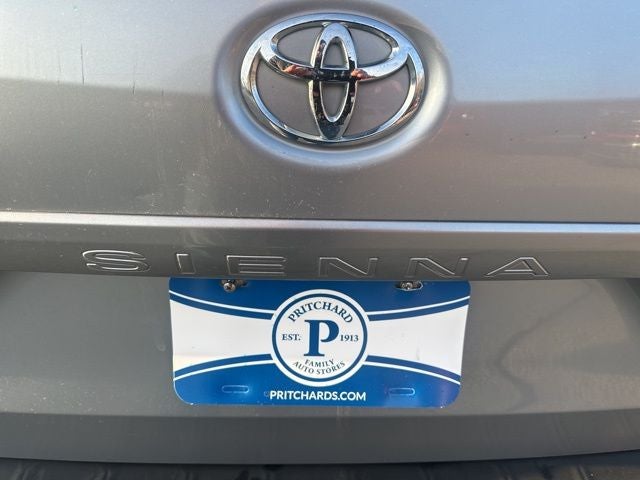 2015 Toyota Sienna XLE 7 Passenger