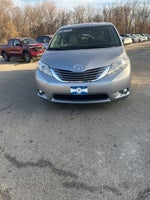 2015 Toyota Sienna XLE 7 Passenger