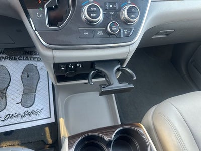 2015 Toyota Sienna XLE 7 Passenger