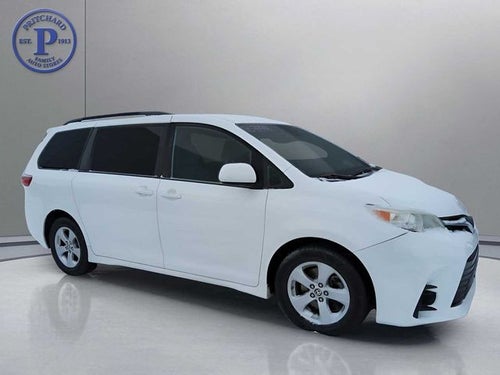 2020 Toyota Sienna LE 7 Passenger