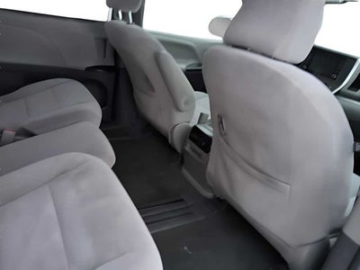 2020 Toyota Sienna LE 7 Passenger