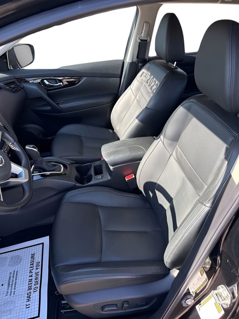 2022 Nissan Rogue Sport SL