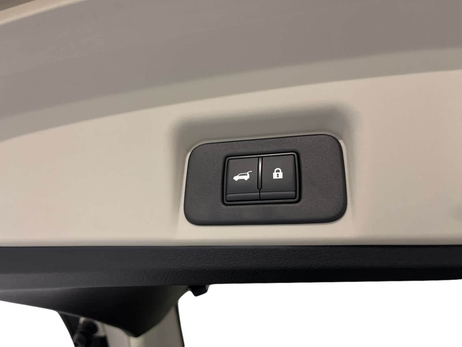 2023 Nissan Ariya EVOLVE+