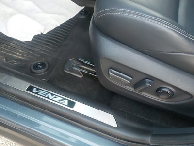 2024 Toyota Venza XLE