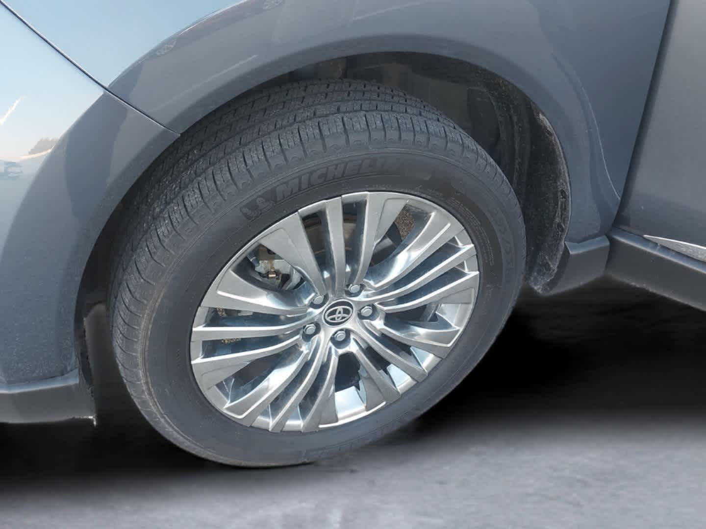 2024 Toyota Venza XLE